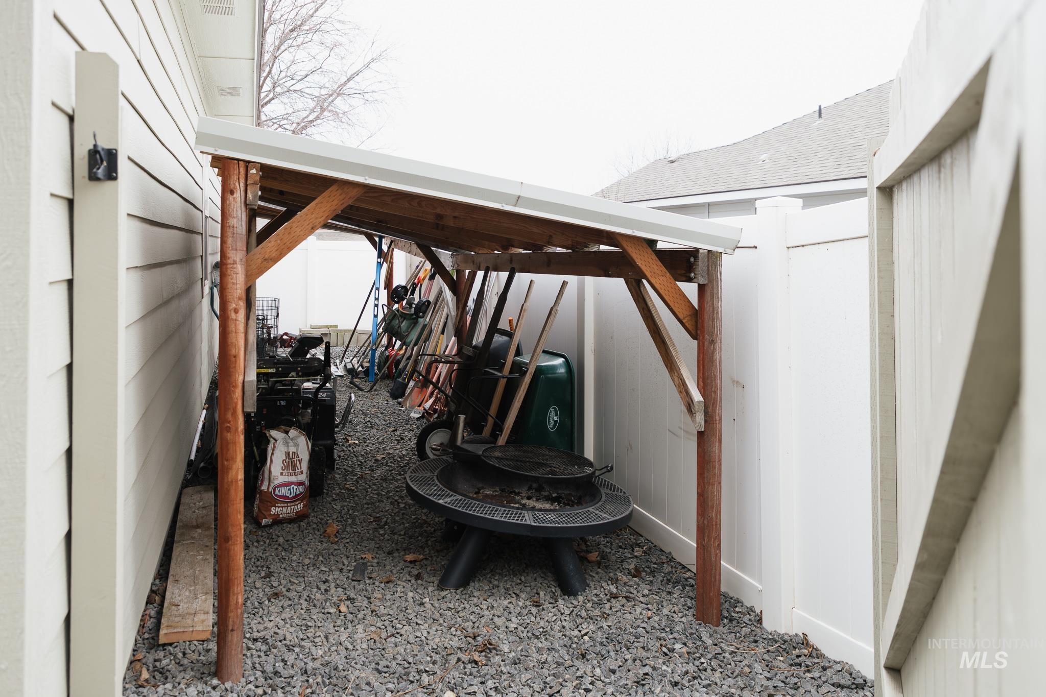 property viewer photo 38