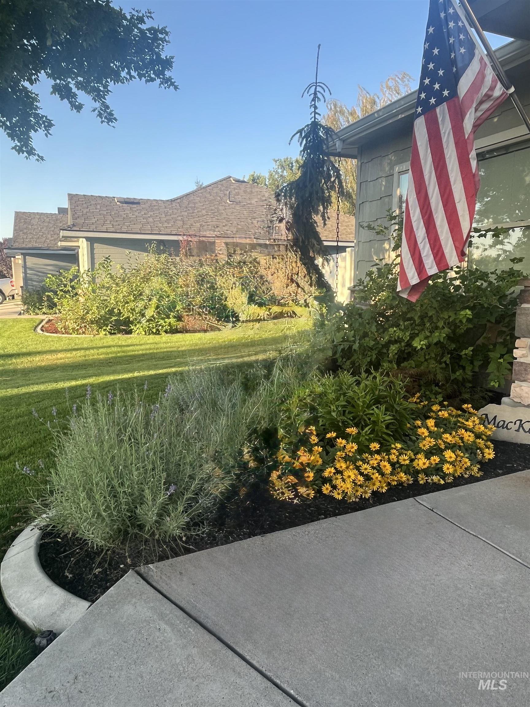 property viewer photo 43
