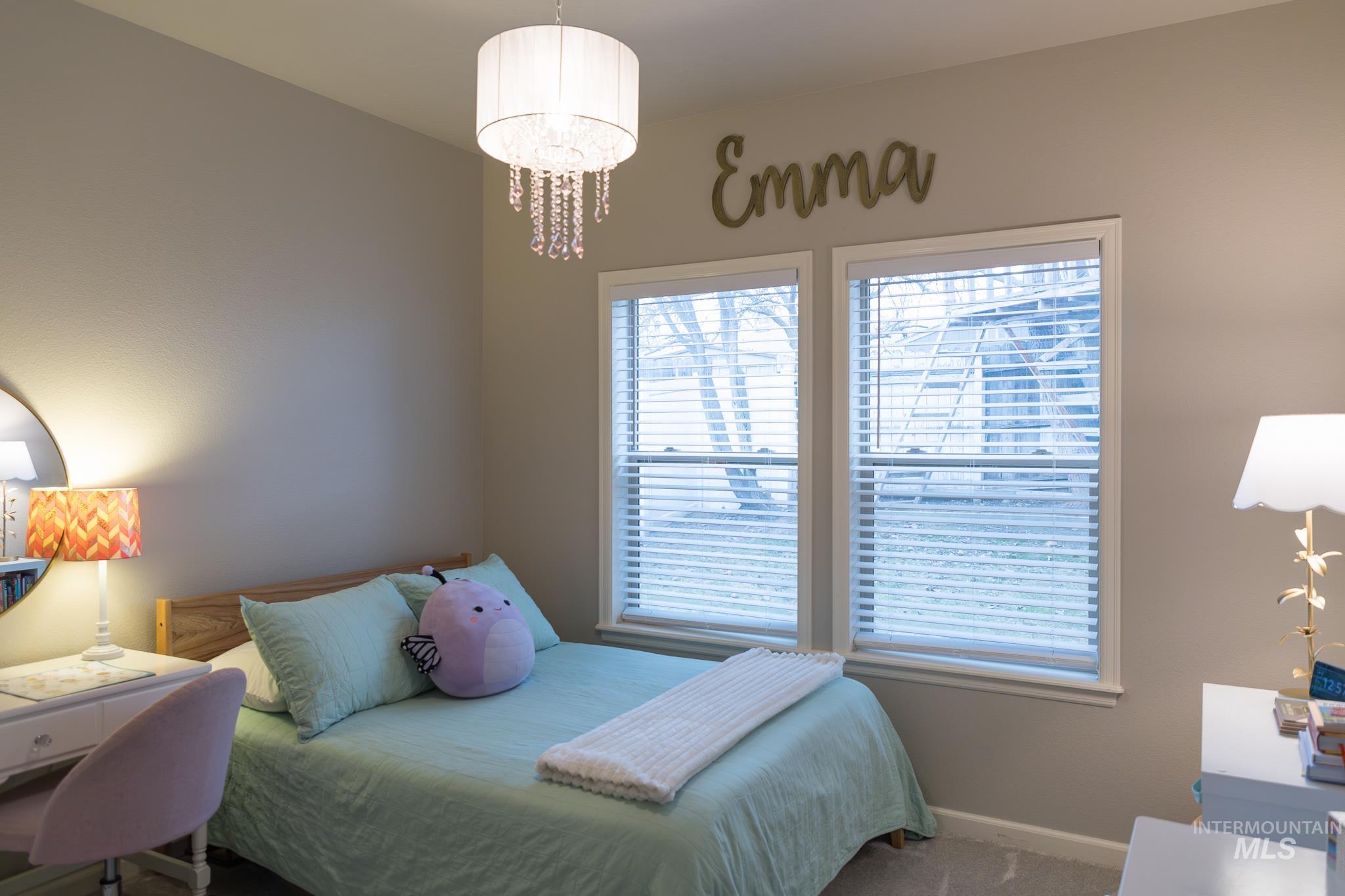 property viewer photo 9
