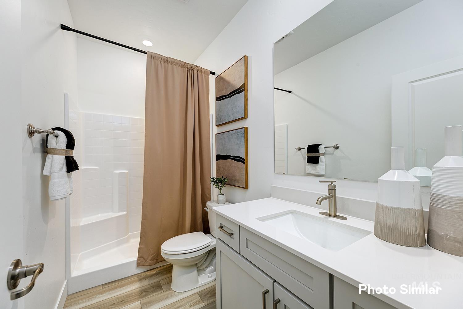property viewer photo 25