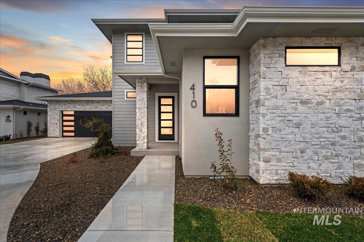 property viewer photo 1