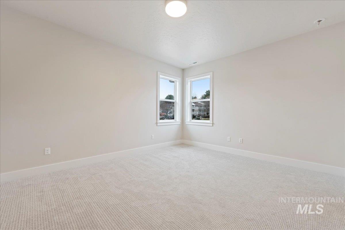 property viewer photo 17