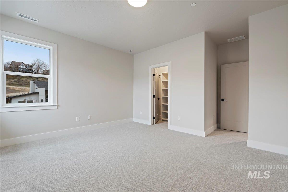 property viewer photo 18