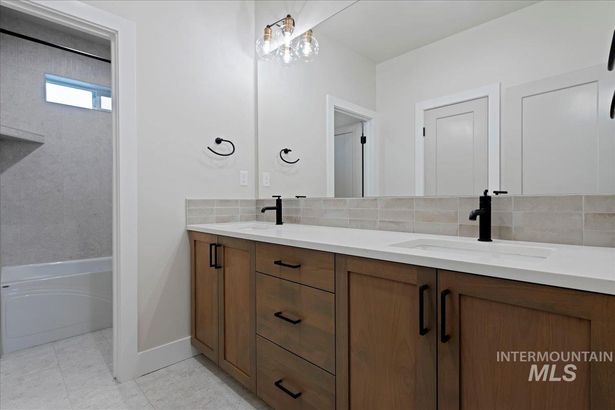 property viewer photo 27