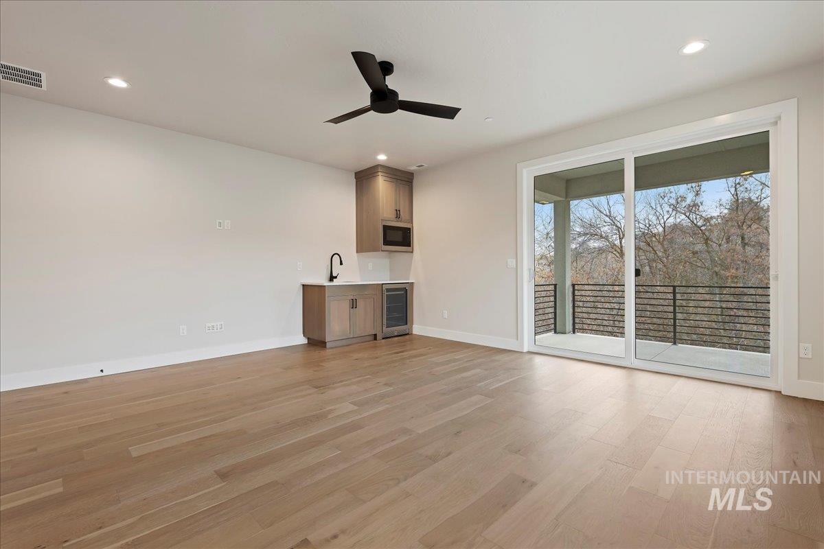 property viewer photo 31