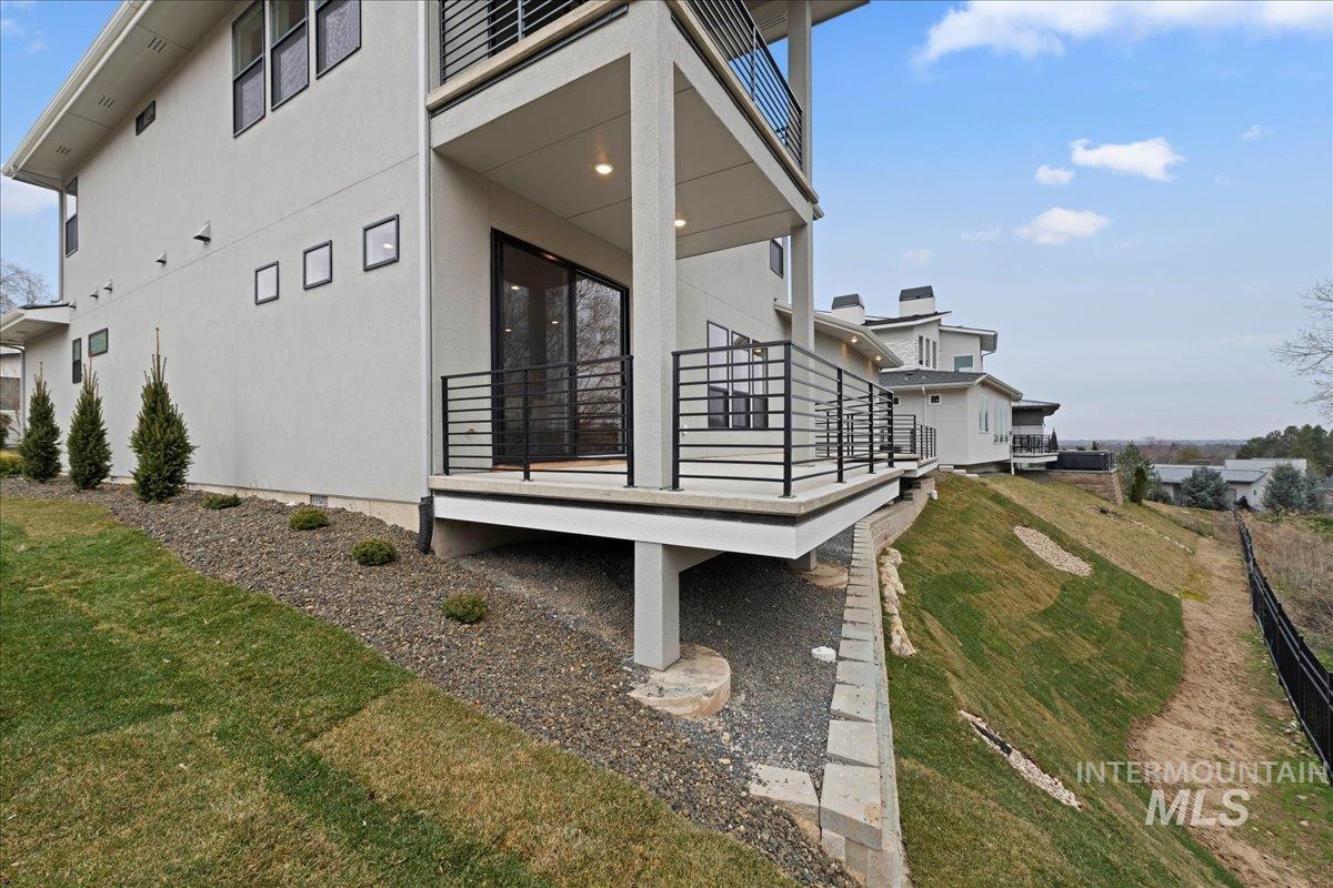 property viewer photo 40