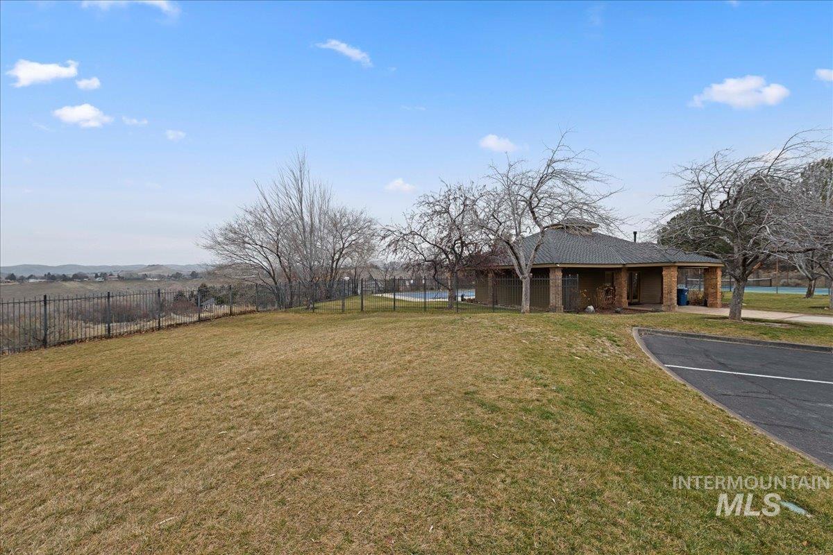 property viewer photo 41