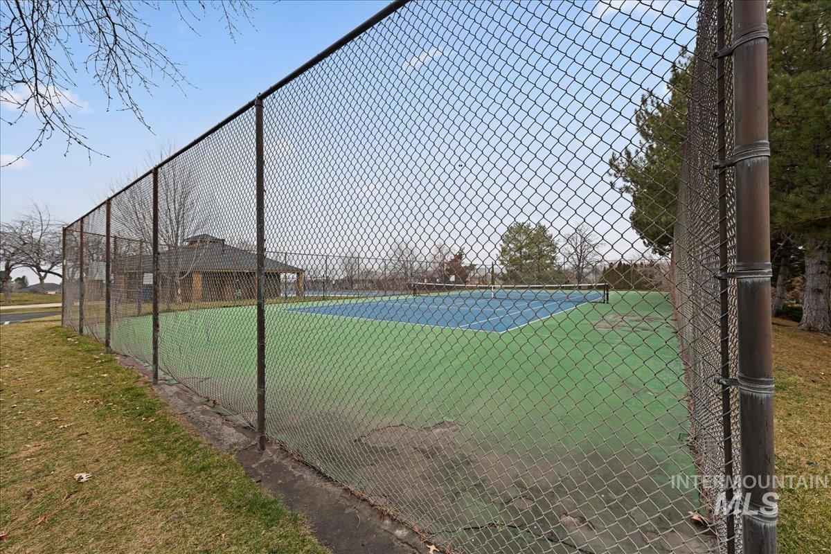 property viewer photo 42