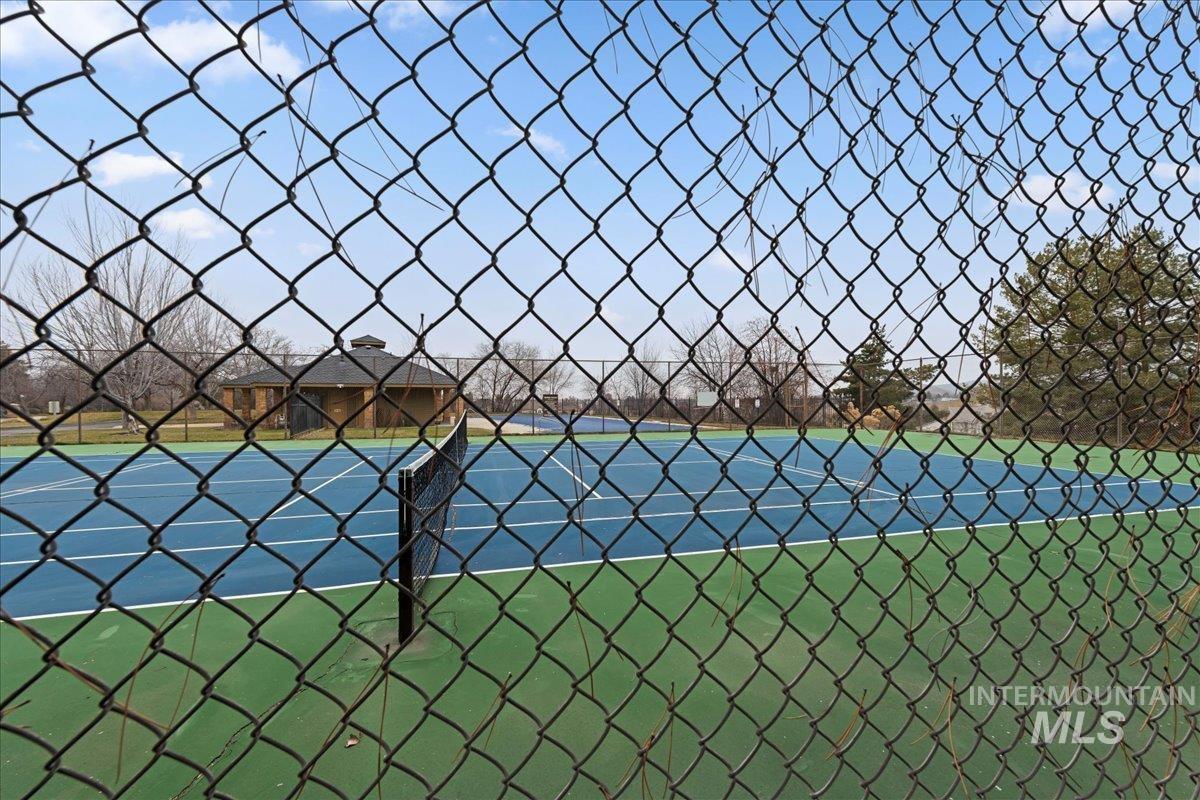 property viewer photo 43