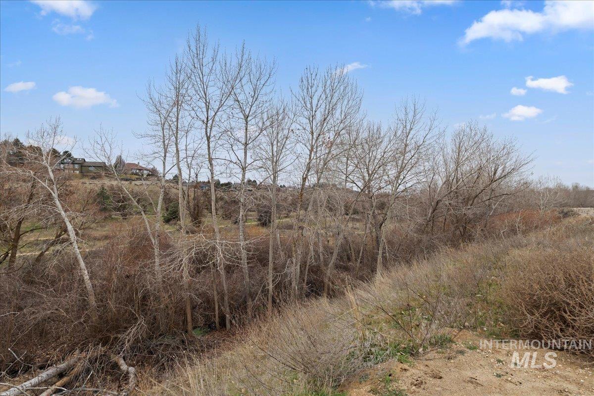 property viewer photo 45