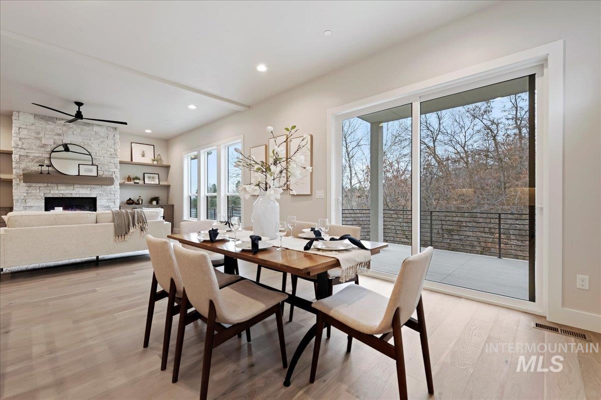 property viewer photo 8
