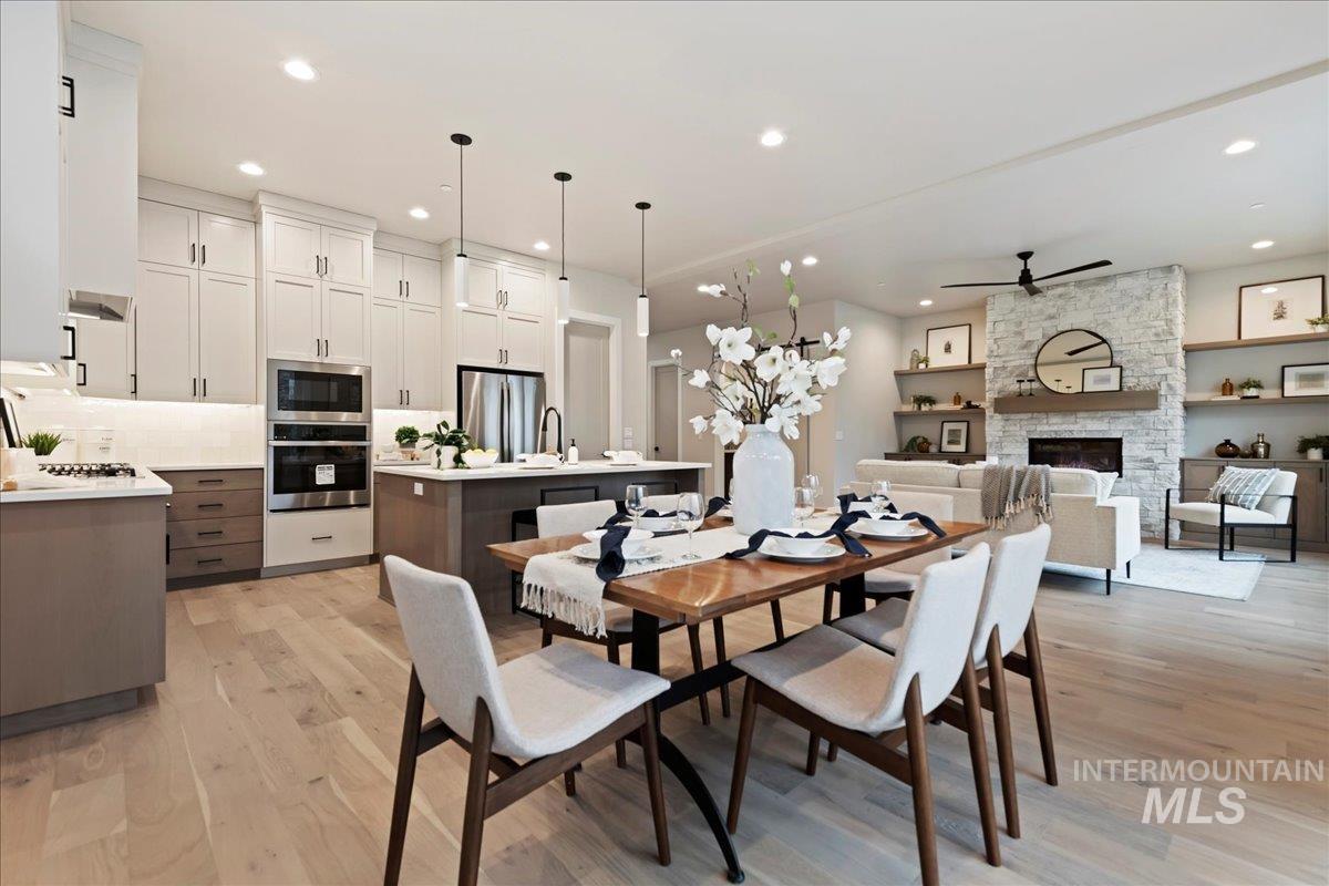 property viewer photo 9