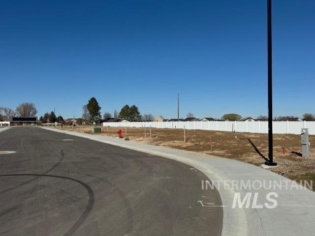 main property photo 6