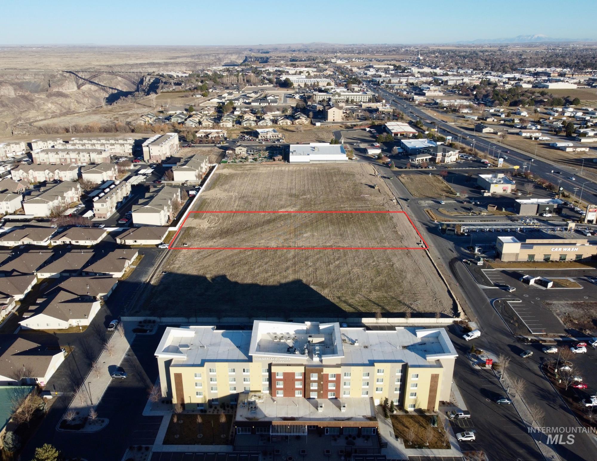 main property photo 4