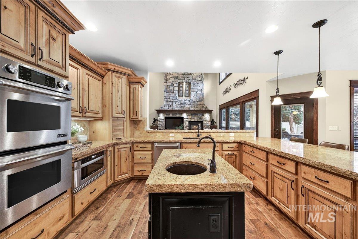 property viewer photo 14