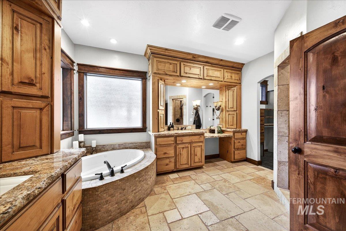 property viewer photo 19