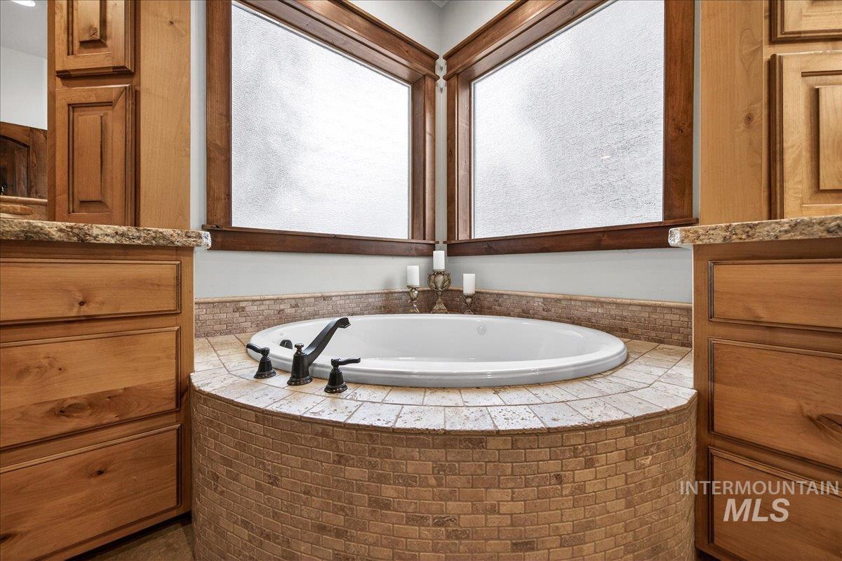 property viewer photo 20