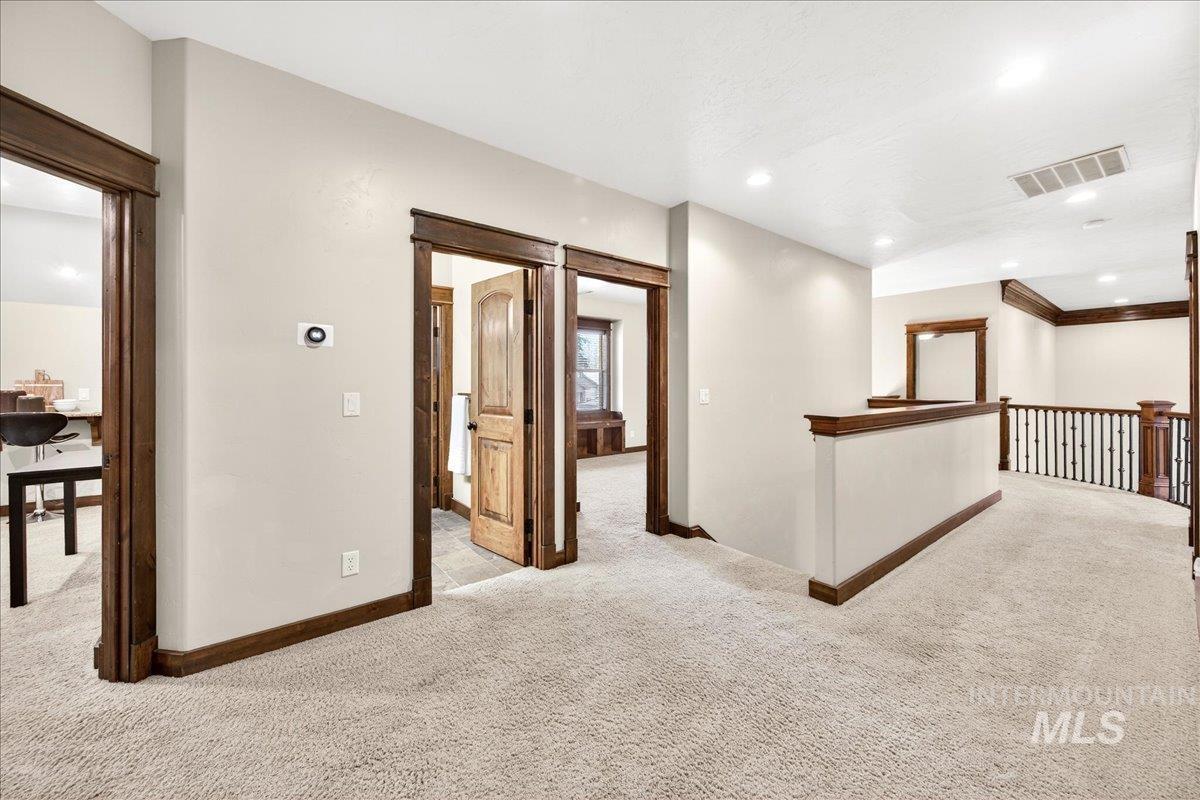 property viewer photo 41