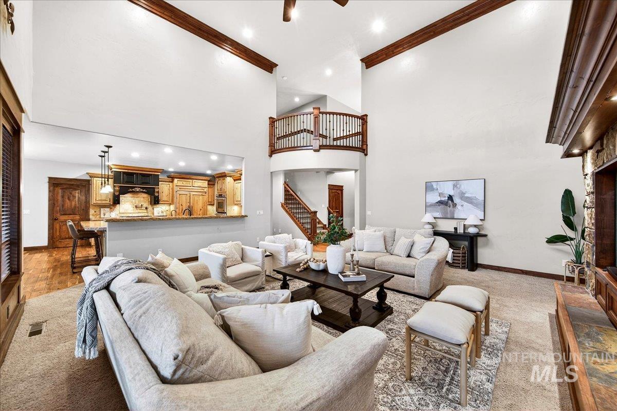 property viewer photo 8