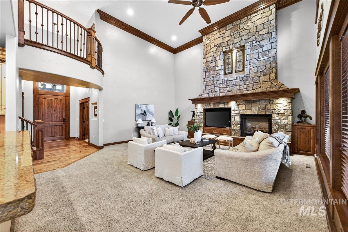 property viewer photo 9