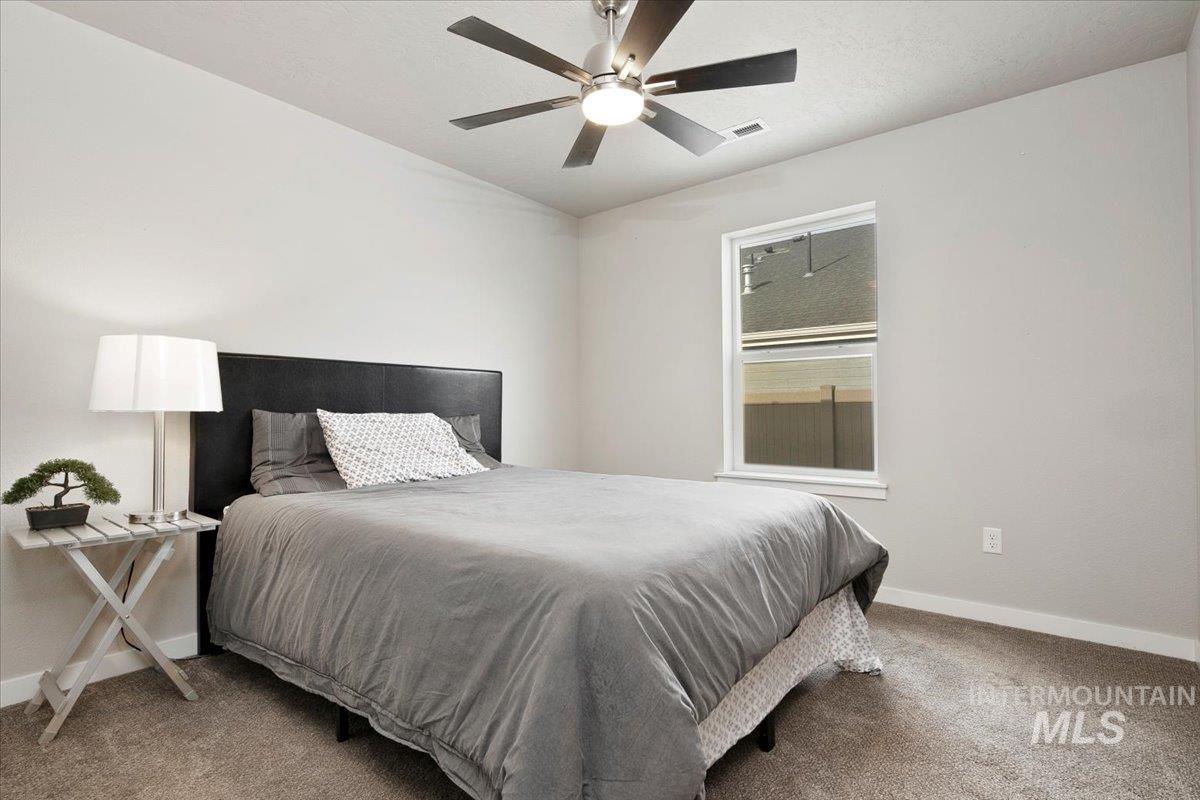 property viewer photo 10