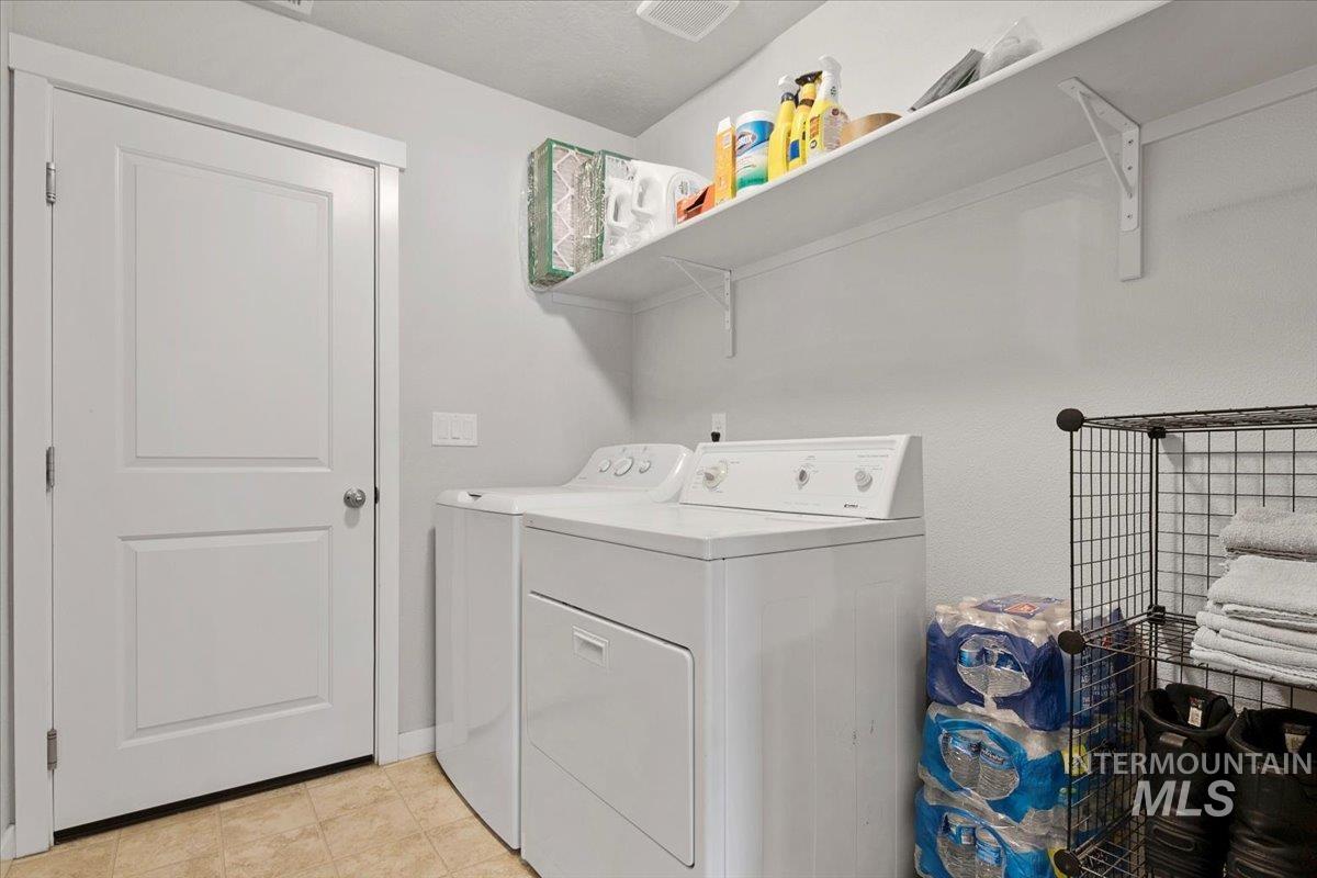 property viewer photo 16