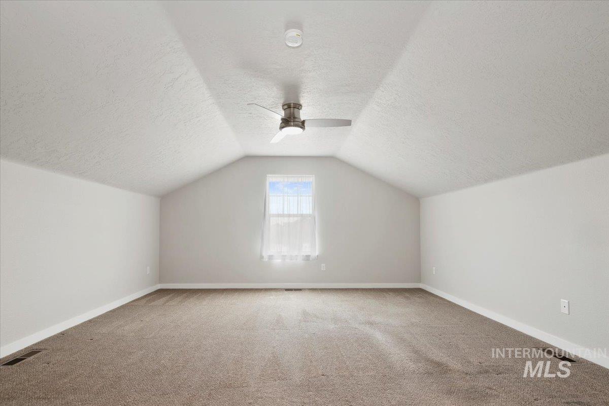 property viewer photo 25