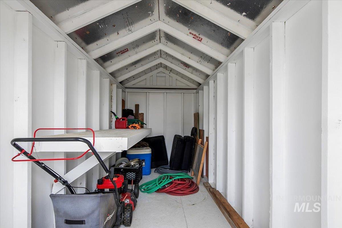 property viewer photo 30