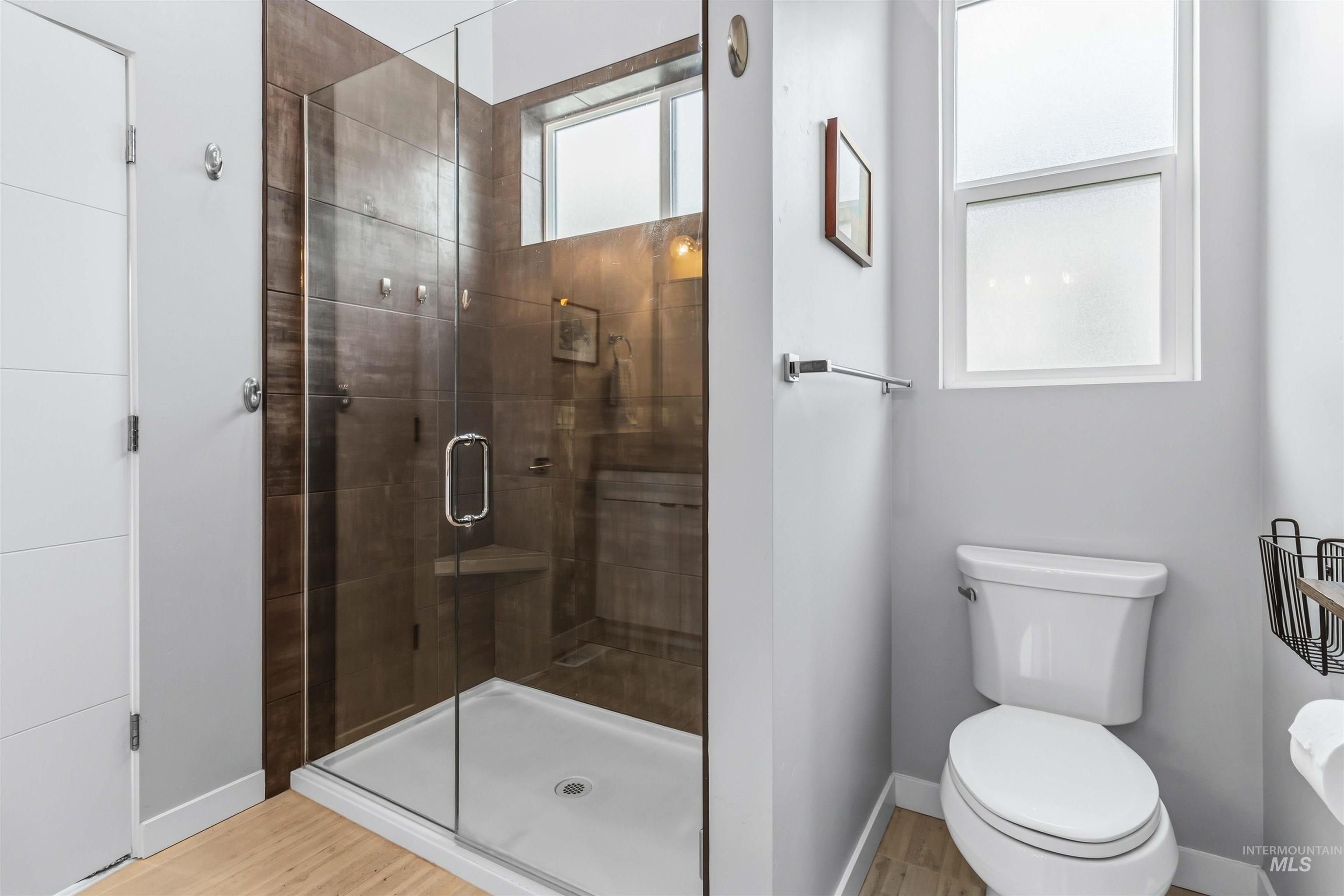property viewer photo 30