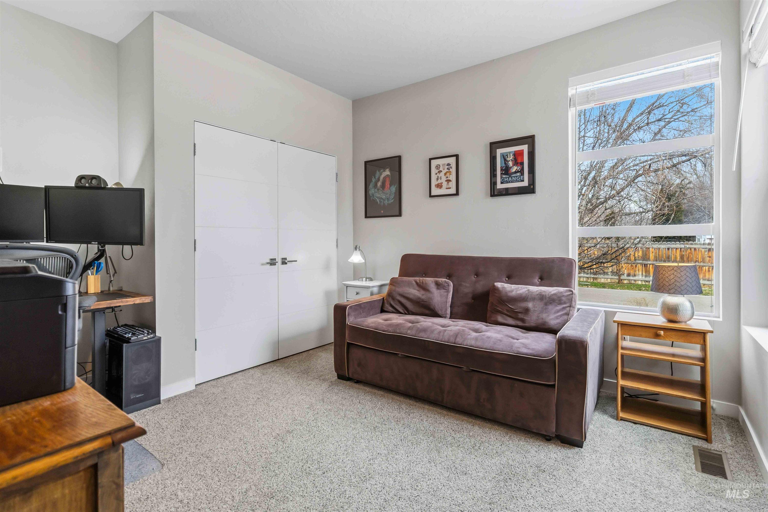 property viewer photo 36