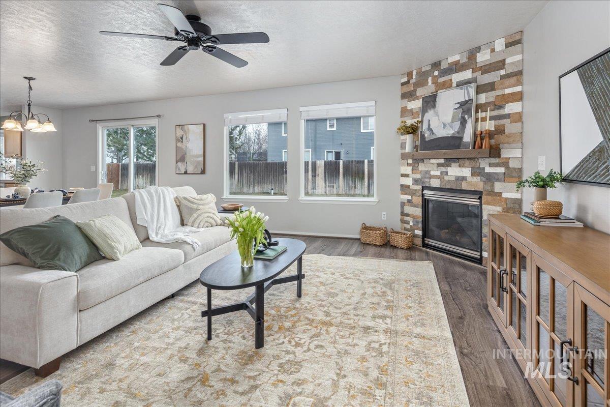 property viewer photo 13
