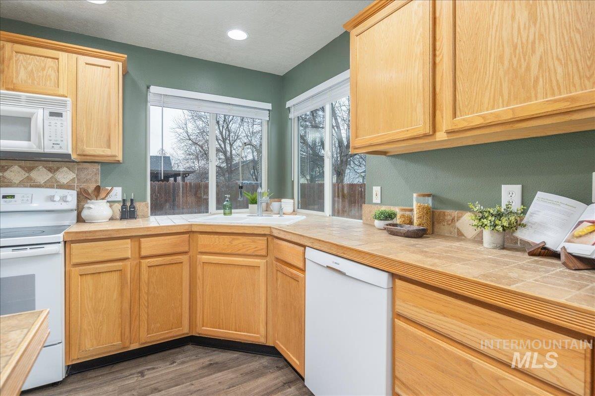 property viewer photo 24