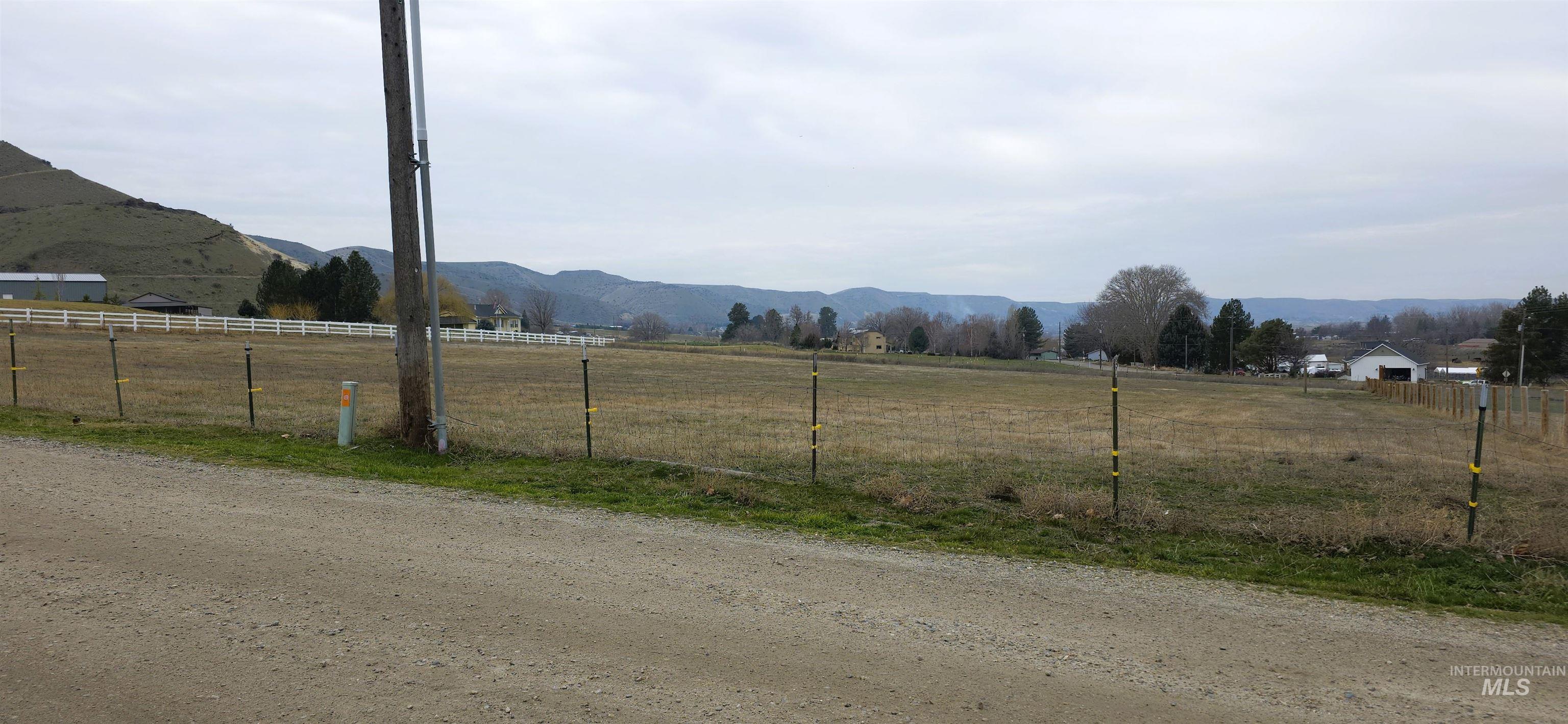 main property photo 0