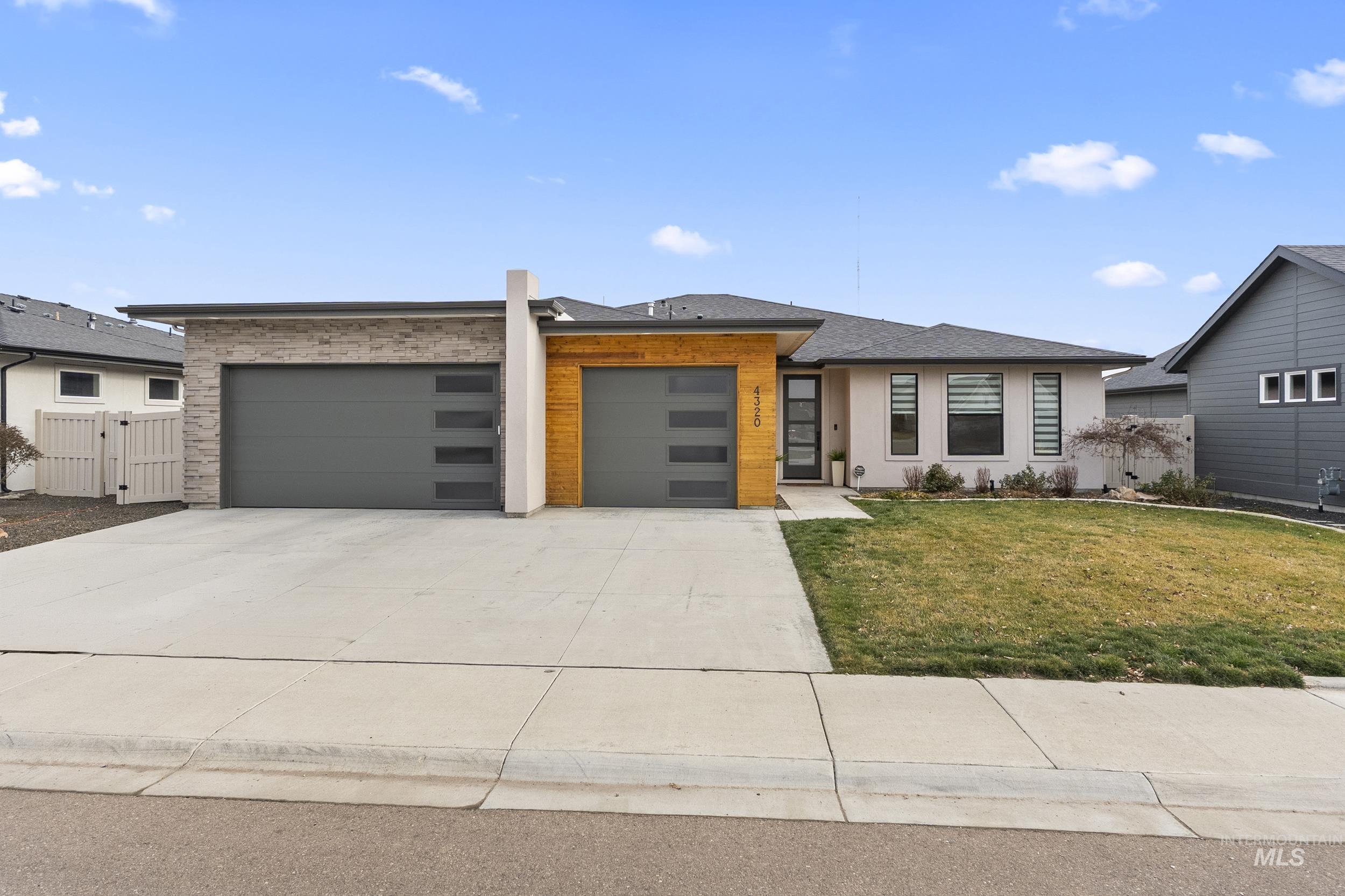 property viewer photo 1