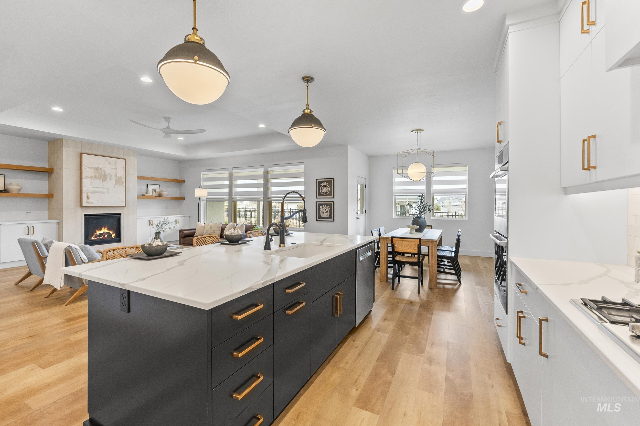 property viewer photo 18