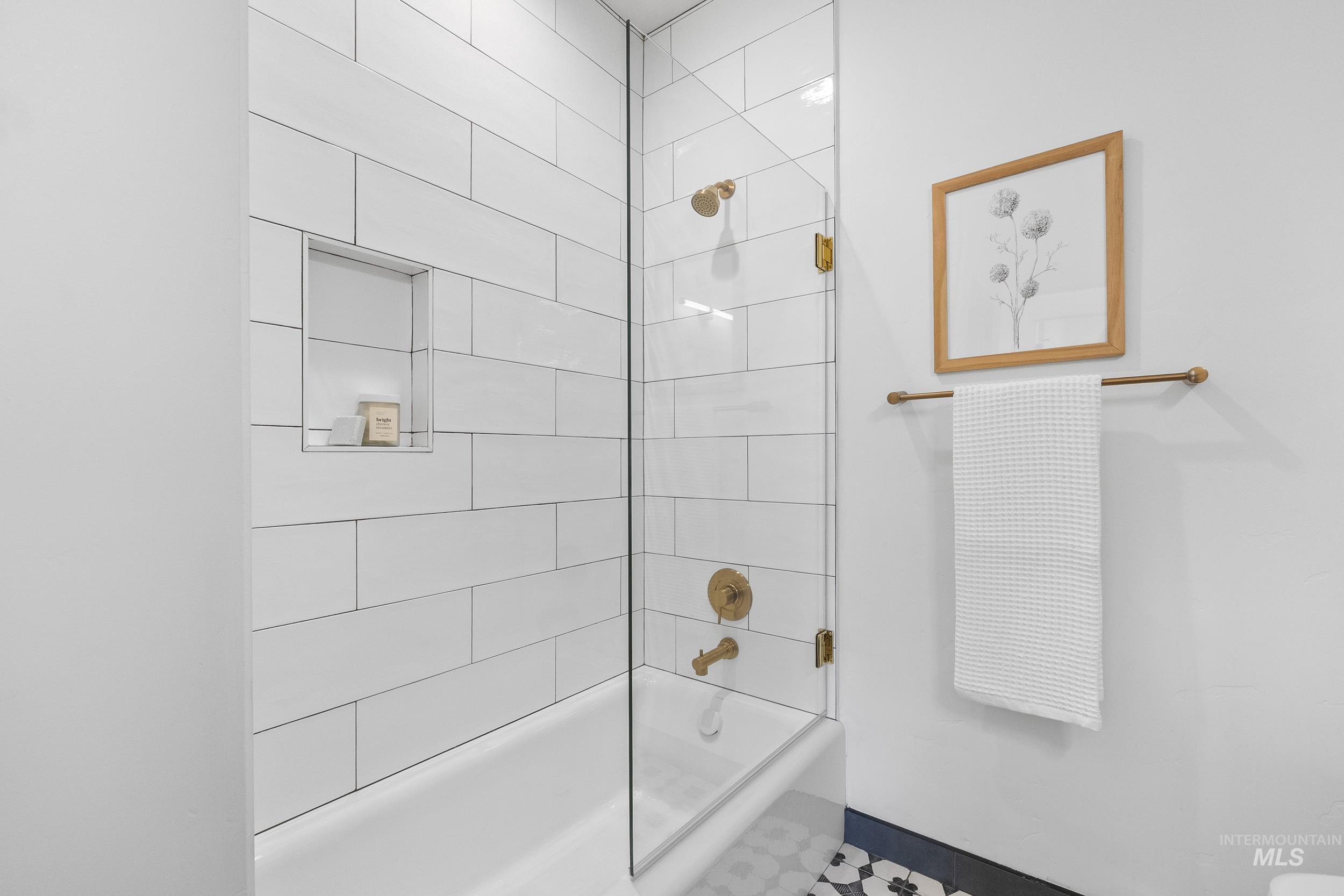 property viewer photo 40