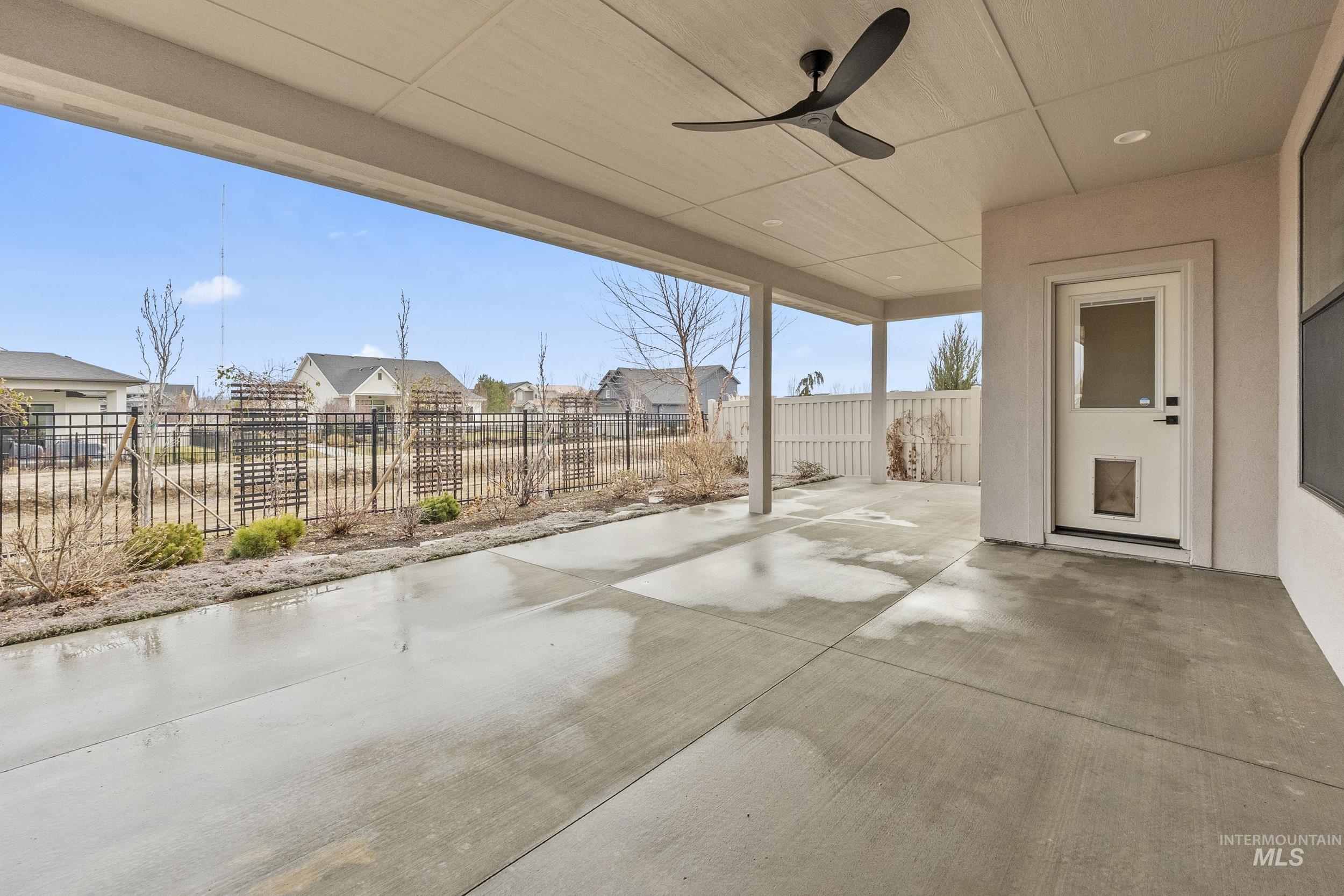property viewer photo 42