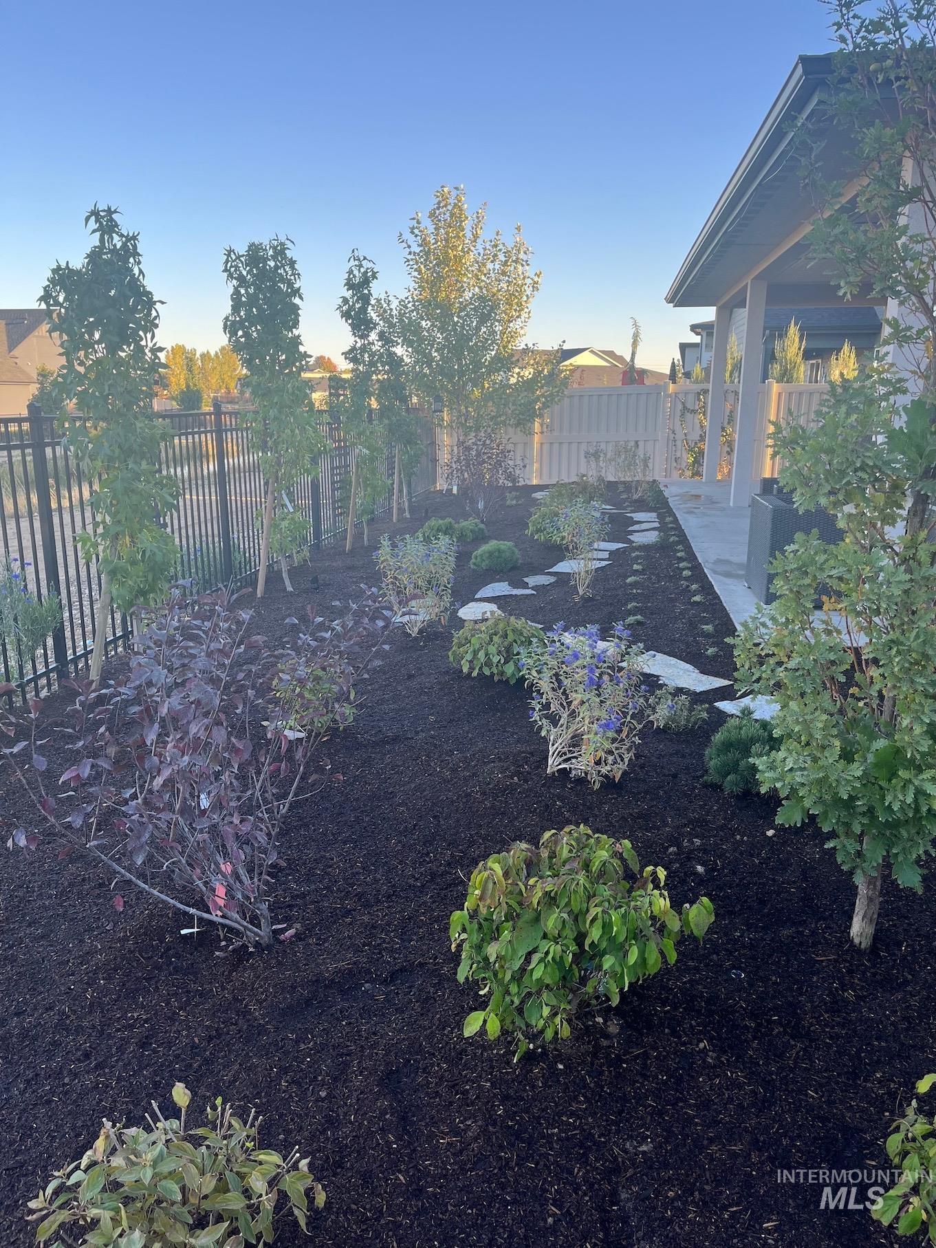 property viewer photo 46