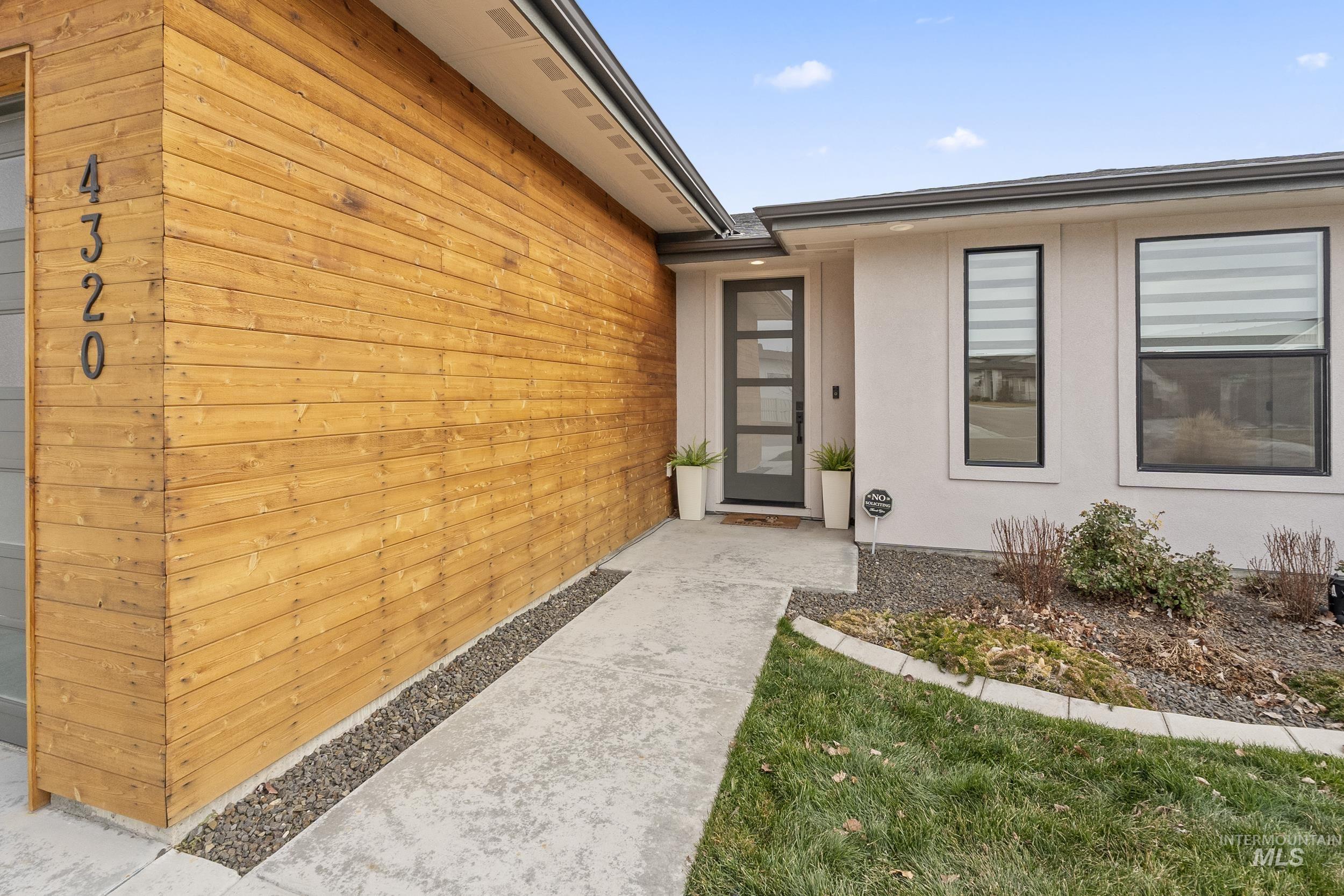 property viewer photo 5