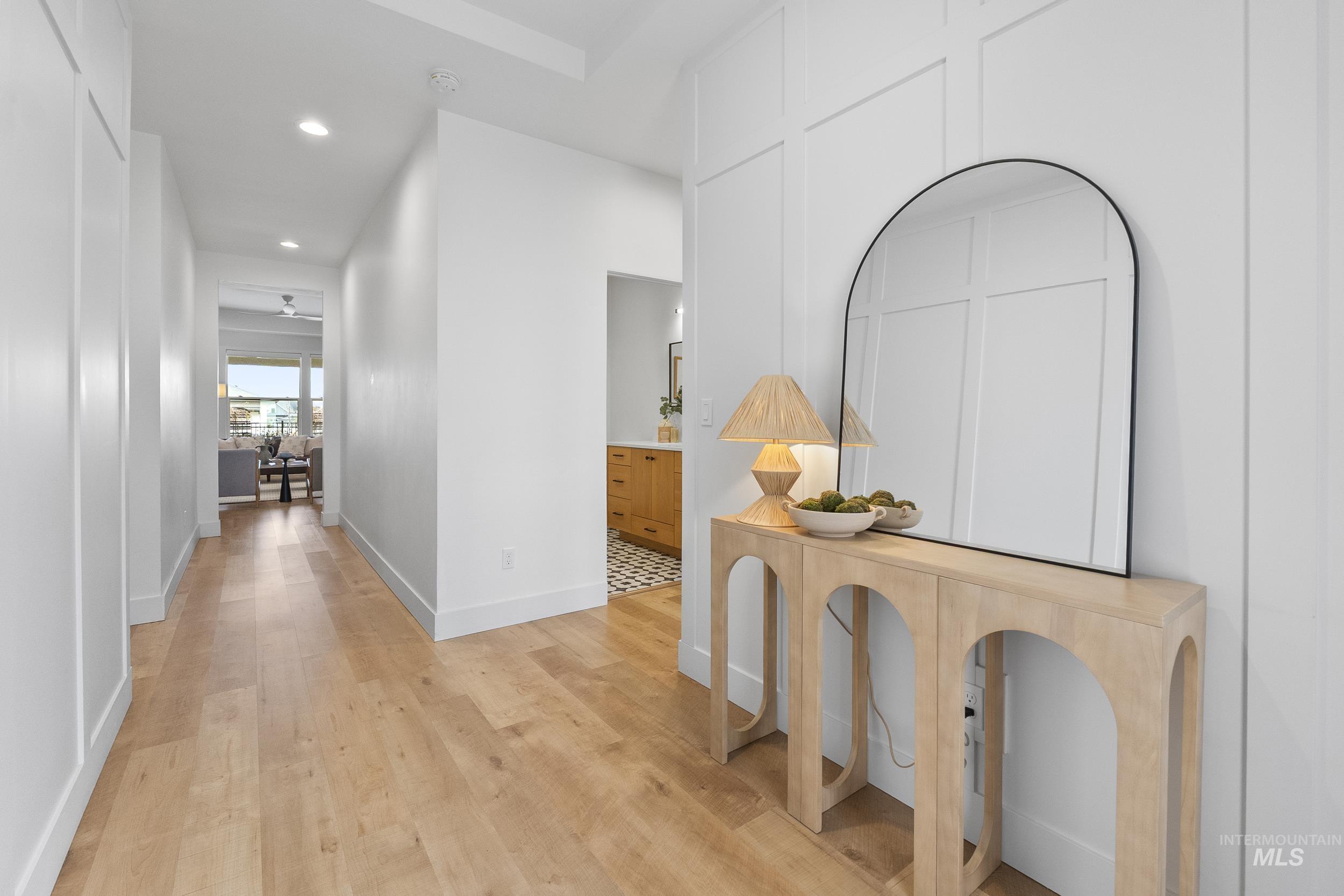 property viewer photo 7