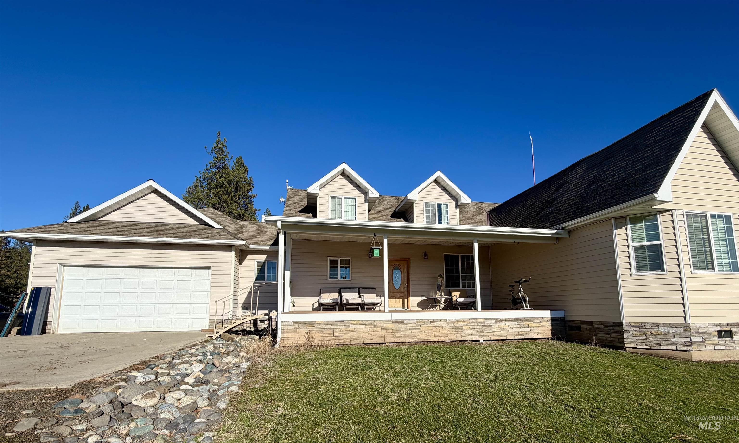 main property photo 2