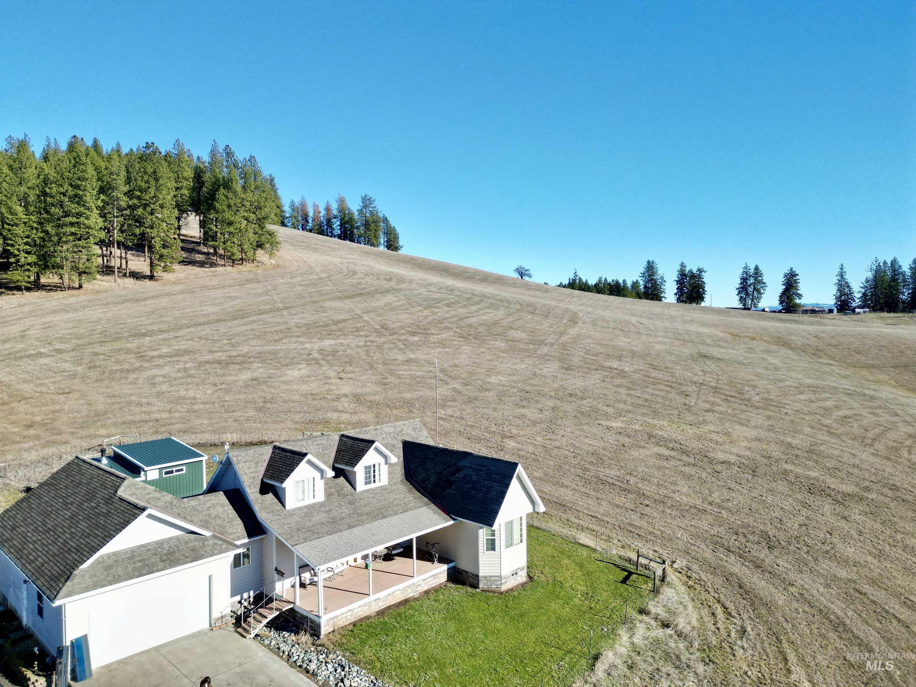 main property photo 3