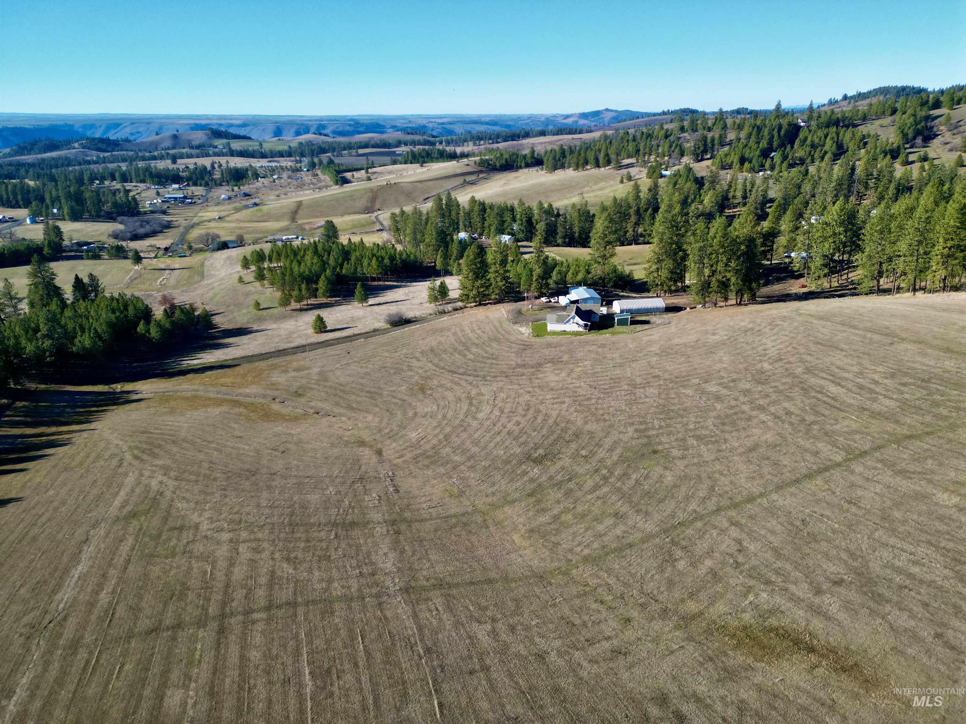 main property photo 41
