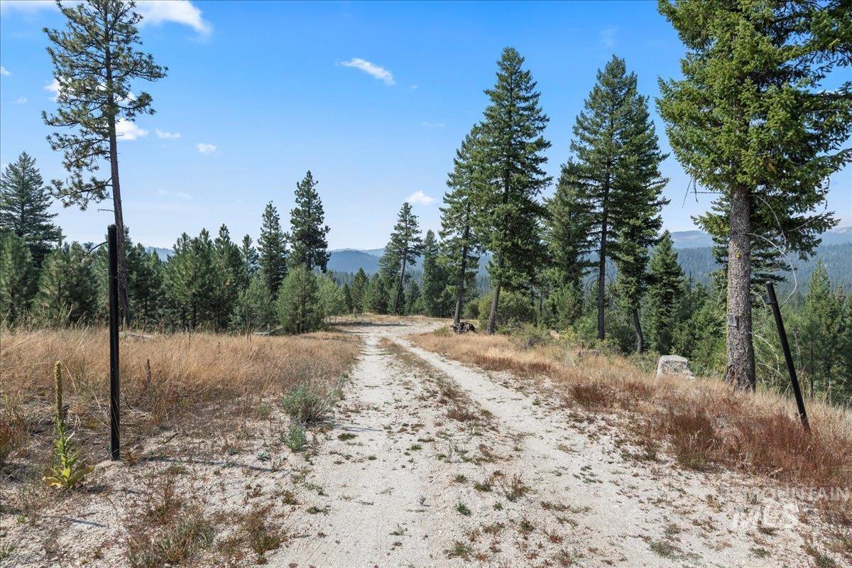main property photo 15