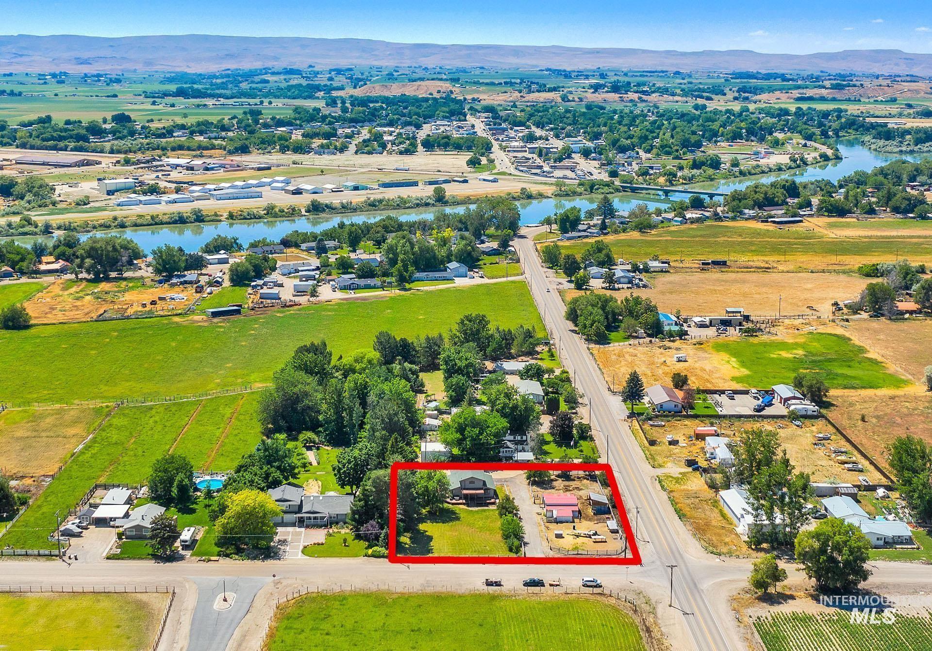 main property photo 38