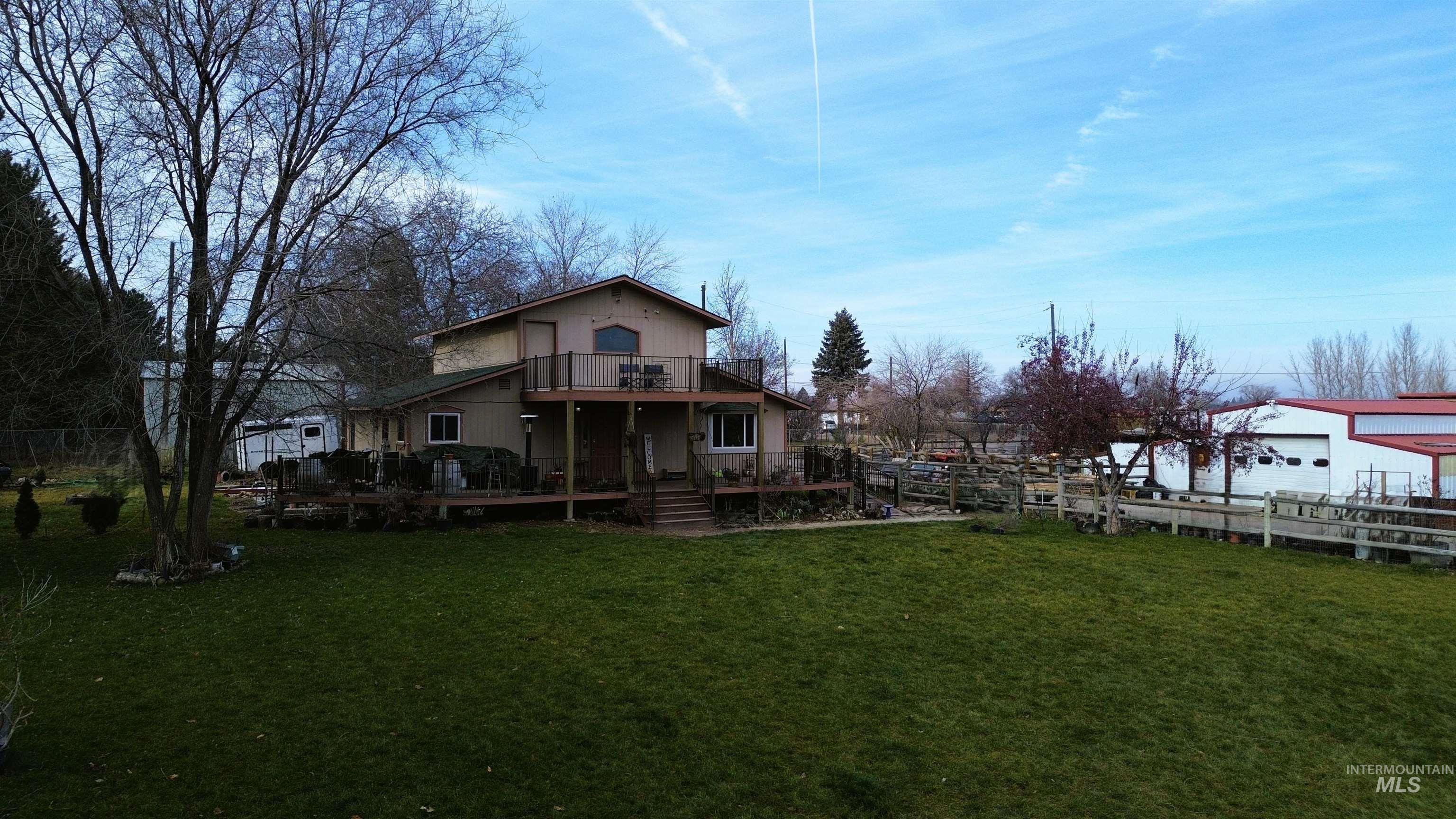 main property photo 6