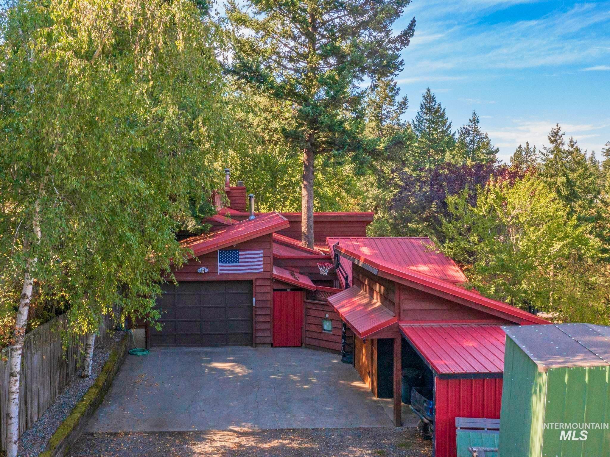 main property photo 35
