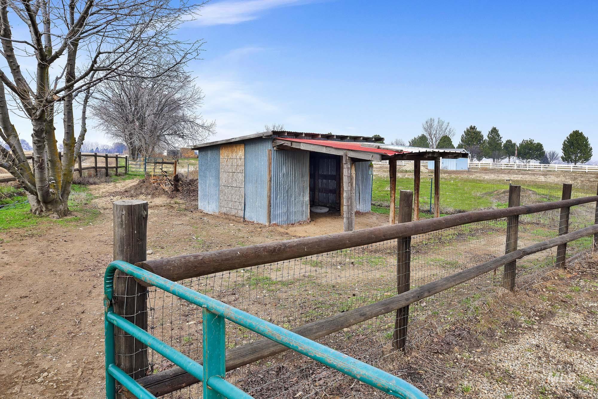 property viewer photo 11