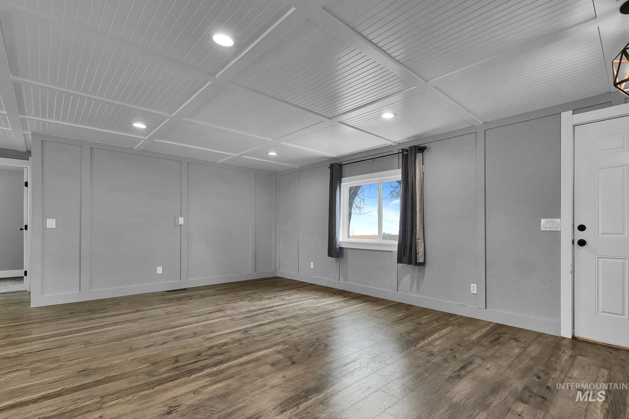 property viewer photo 13