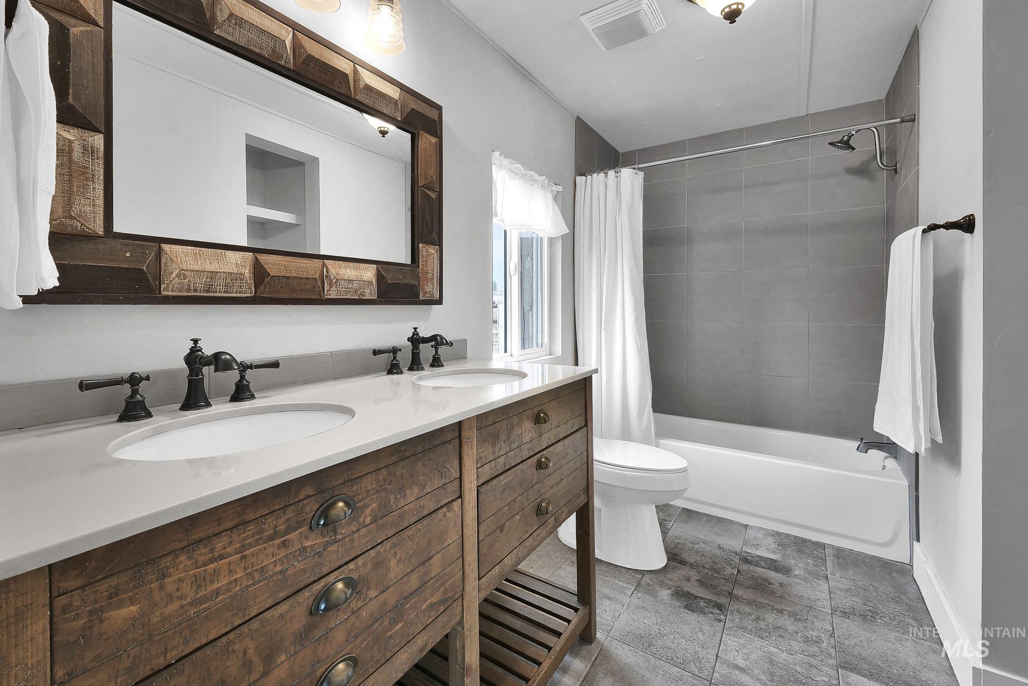 property viewer photo 17